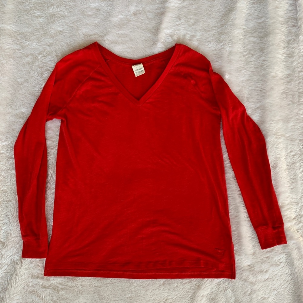 VS PINK RED LONG SLEEVE SHIRT